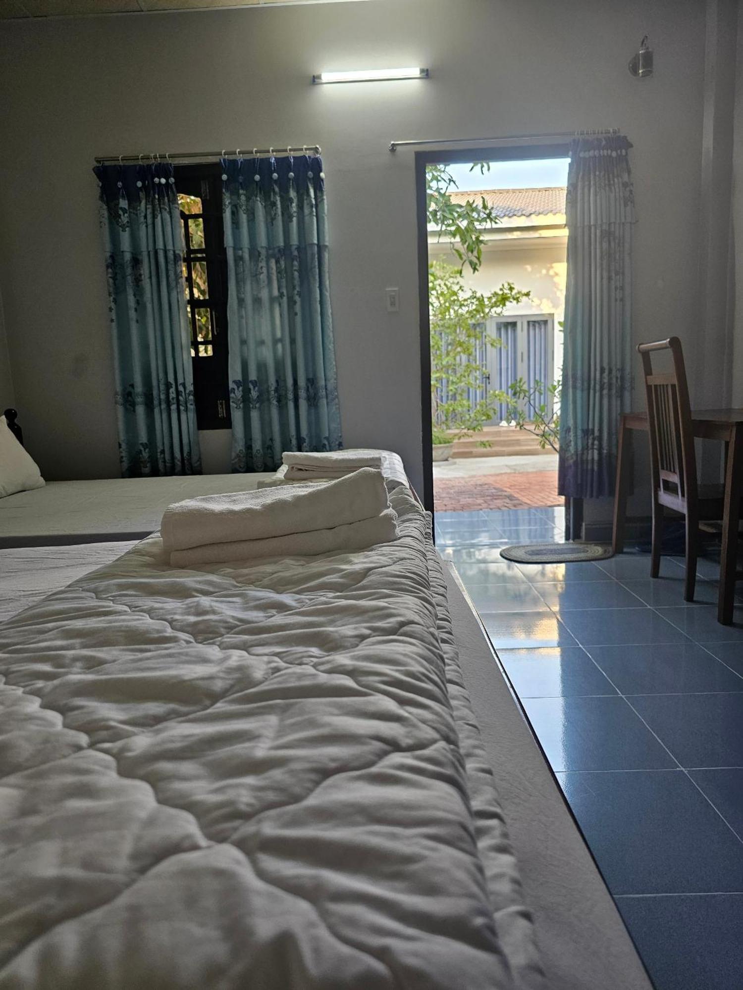 Cay Phuong Guesthouse Mui Ne Exteriör bild